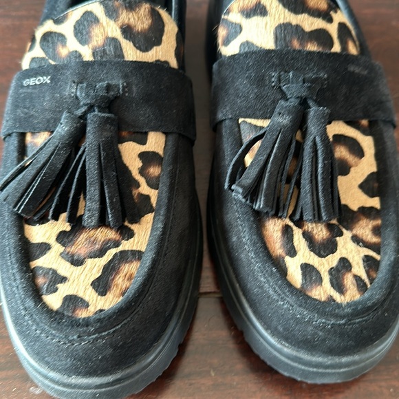NWOT GEOX Black Suede Leopard Loafer. - Picture 3 of 7
